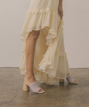 Load image into Gallery viewer, Studded Raffia Slide Heel