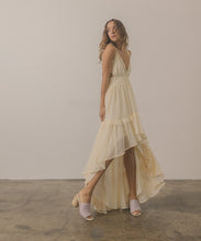 Load image into Gallery viewer, Studded Raffia Slide Heel