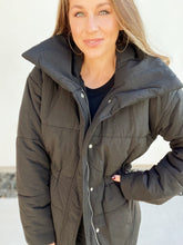 Load image into Gallery viewer, Puffer Jacket 2.0 | Black - SMALL LEFT