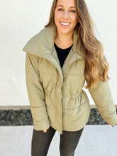 Load image into Gallery viewer, Puffer Jacket 2.0 | Olive