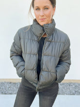 Load image into Gallery viewer, Puffer Jacket | Black